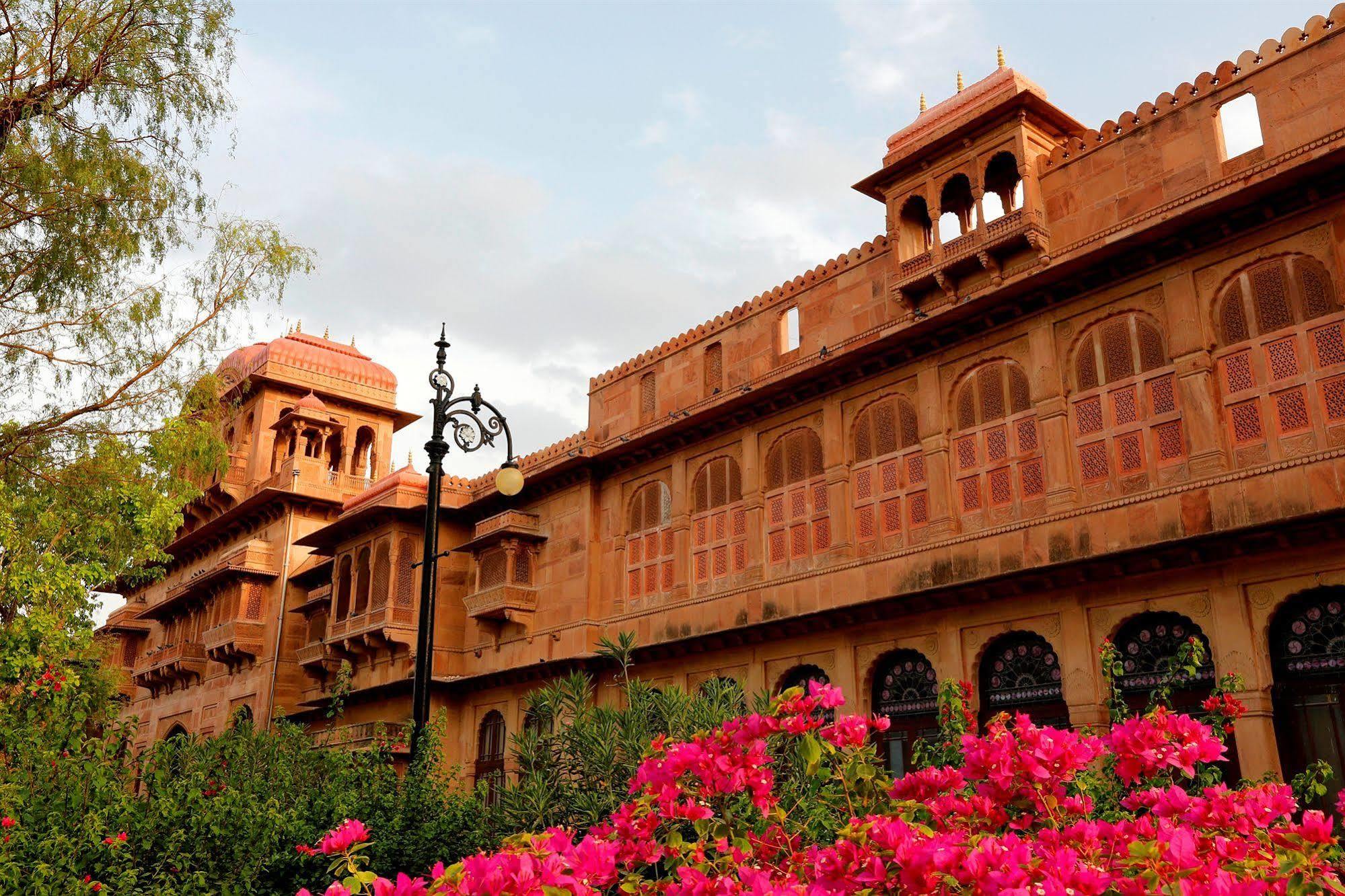 The Lallgarh Palace A Heritage Hotel Bikaner Exterior foto