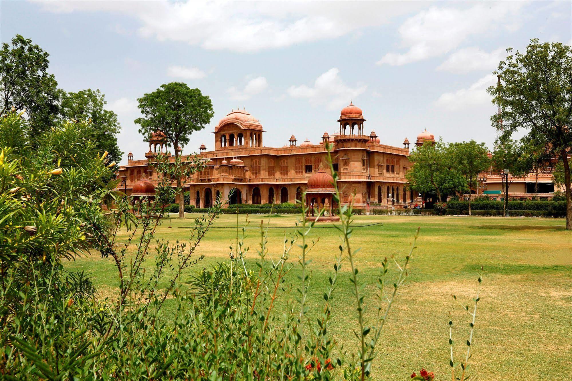 The Lallgarh Palace A Heritage Hotel Bikaner Exterior foto